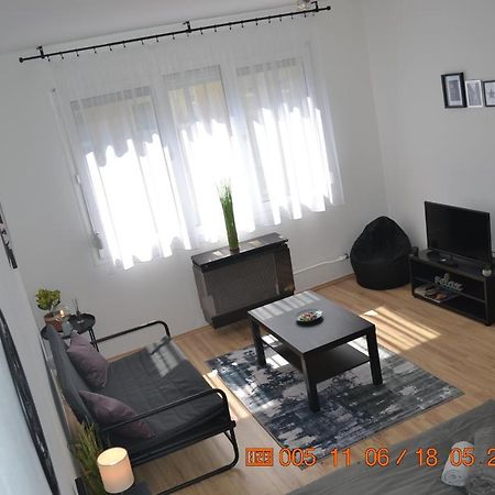 Sziget Apartman エゲル エクステリア 写真