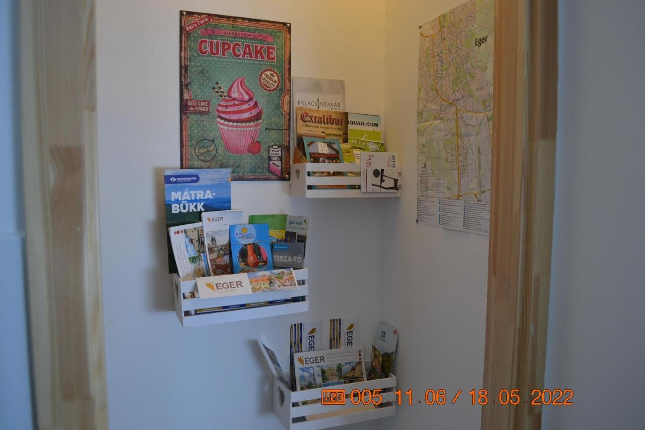 Sziget Apartman エゲル エクステリア 写真